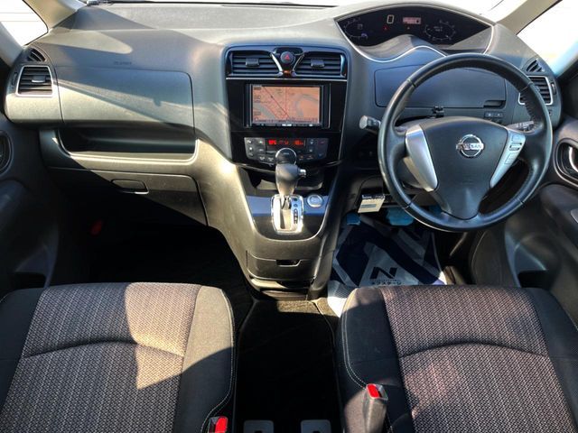 NISSAN SERENA  S-HYBRID 2015 Image 31