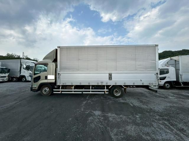 ISUZU FORWARD 2017 Image 31