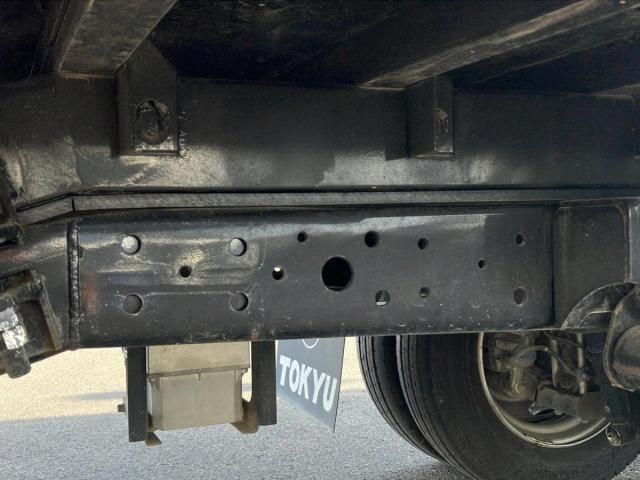 HINO DUTRO 2011 Image 31