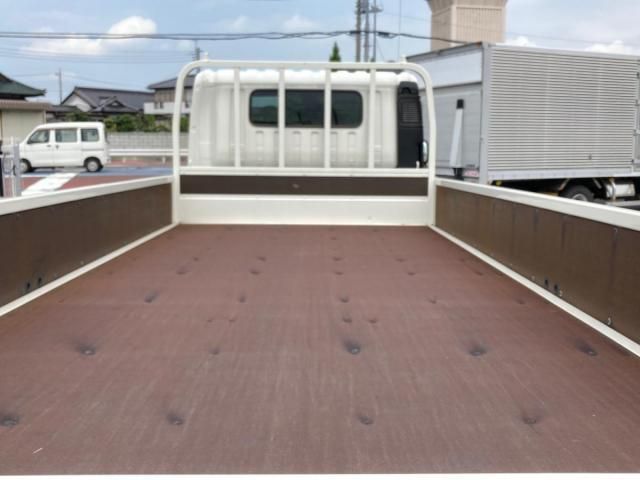 HINO DUTRO 2025 Image 31