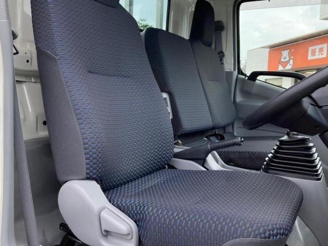 HINO DUTRO 2025 Image 31