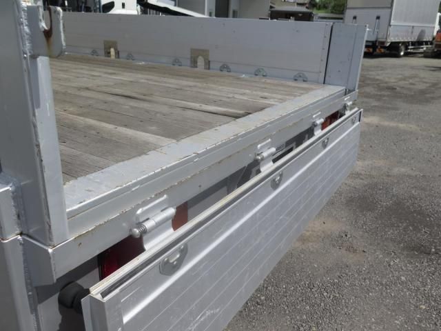 ISUZU FORWARD 2012 Image 31