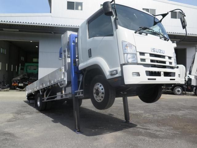 ISUZU FORWARD 2012 Image 31