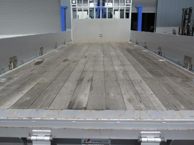 ISUZU FORWARD 2012 Image 31