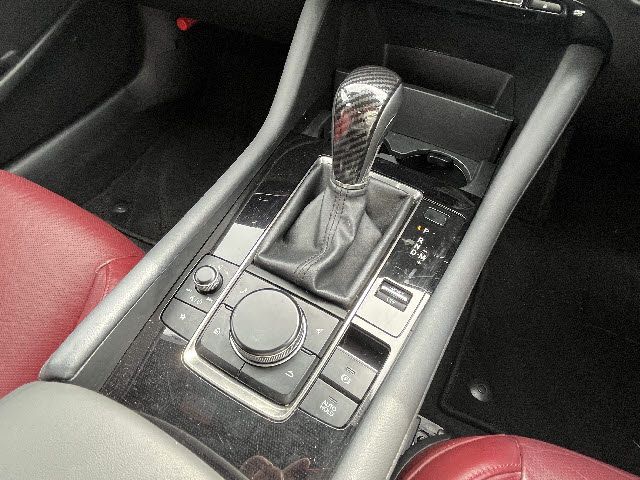 MAZDA 3 FASTBACK 2020 Image 31