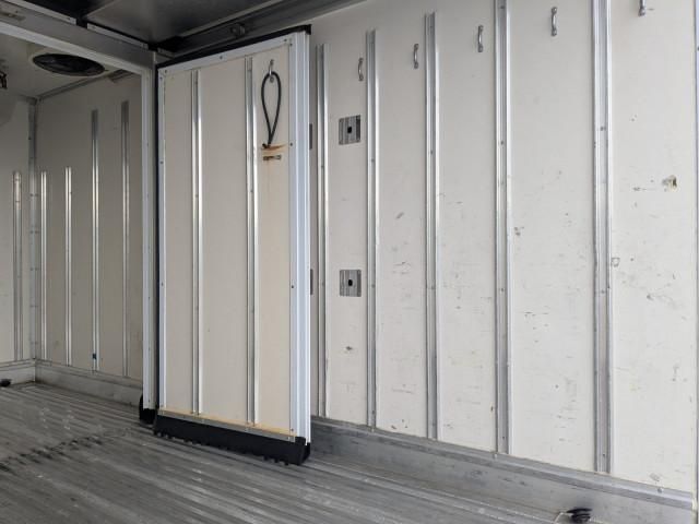 HINO DUTRO 2018 Image 31