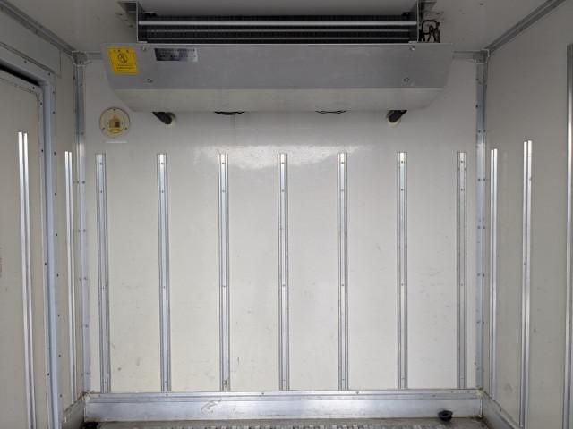 HINO DUTRO 2018 Image 31