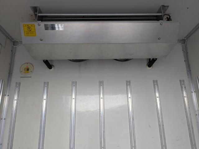 HINO DUTRO 2018 Image 31