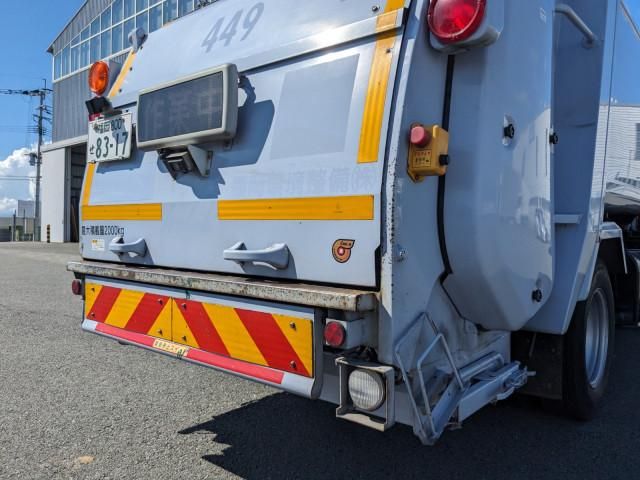 HINO DUTRO 2018 Image 31