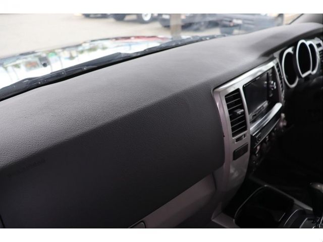 TOYOTA HILUXSURF WAGON 4WD 2005 Image 31