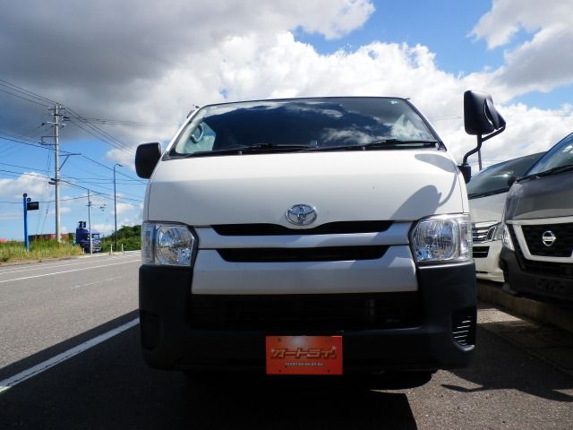 TOYOTA HIACE VAN 4WD 2014 Image 31