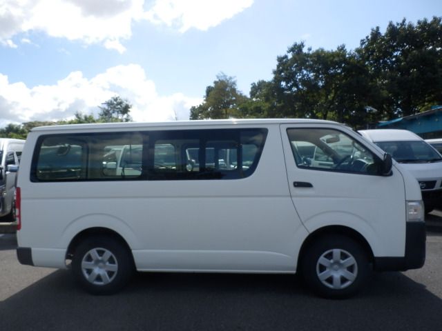 TOYOTA HIACE VAN 4WD 2014 Image 31