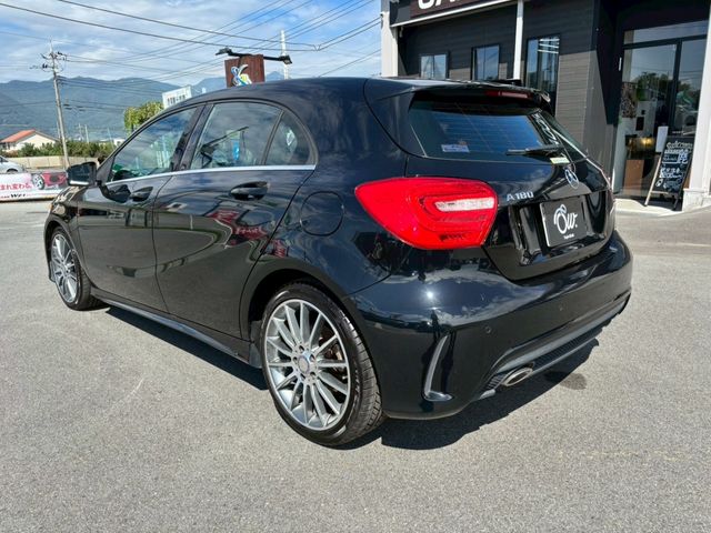 MERCEDES BENZ A CLAS 2015 Image 31