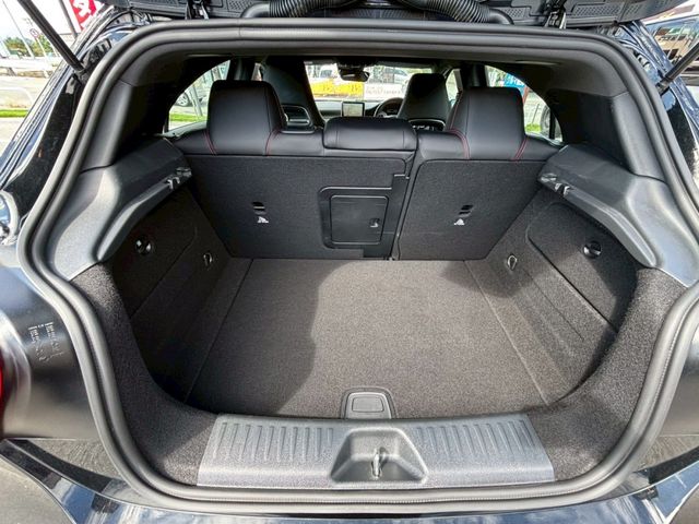 MERCEDES BENZ A CLAS 2015 Image 31