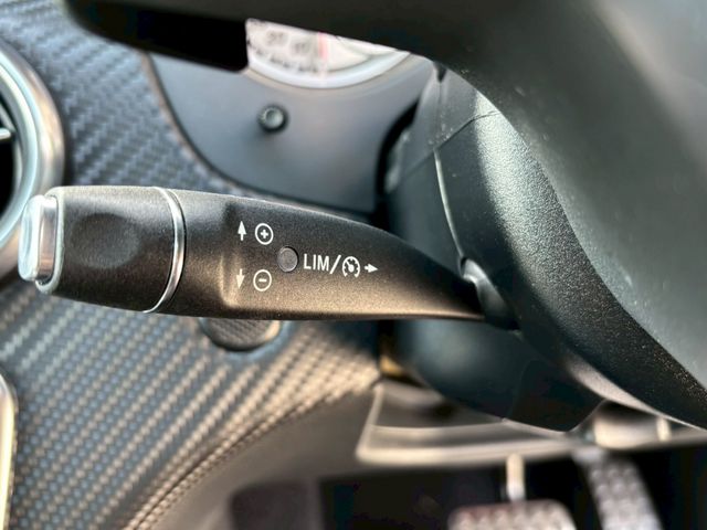 MERCEDES BENZ A CLAS 2015 Image 31