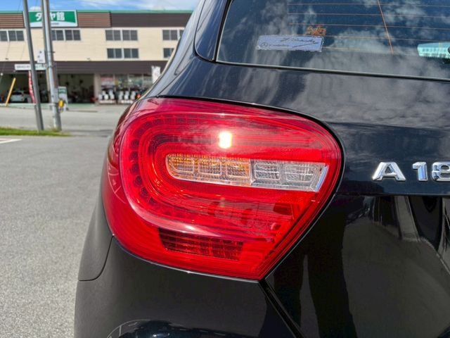 MERCEDES BENZ A CLAS 2015 Image 31