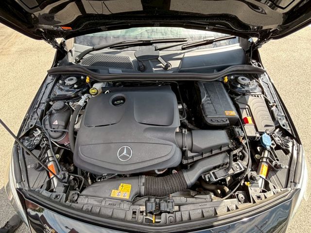 MERCEDES BENZ A CLAS 2015 Image 31