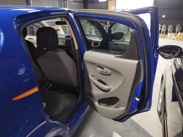 SUBARU R2 2004 Image 31