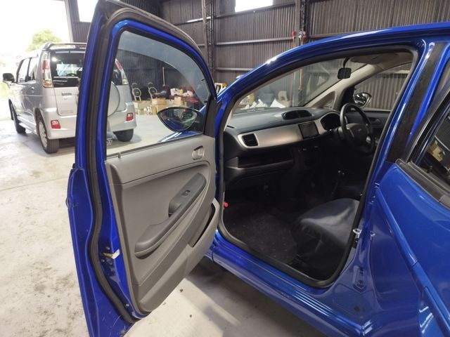 SUBARU R2 2004 Image 31