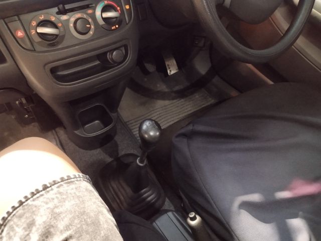 SUBARU R2 2004 Image 31