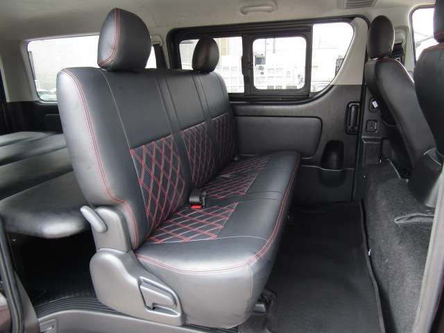 TOYOTA HIACE VAN 4WD 2021 Image 31