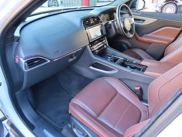 JAGUAR F-PACE 2017 Image 31