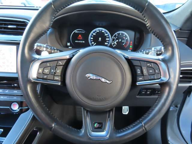 JAGUAR F-PACE 2017 Image 31