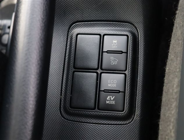 TOYOTA AQUA 2016 Image 31