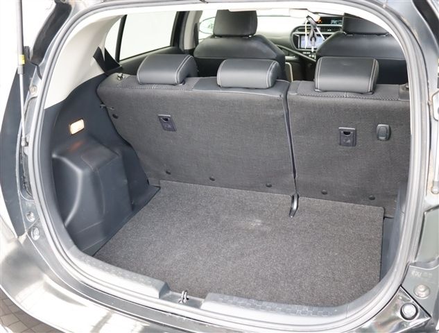 TOYOTA AQUA 2016 Image 31