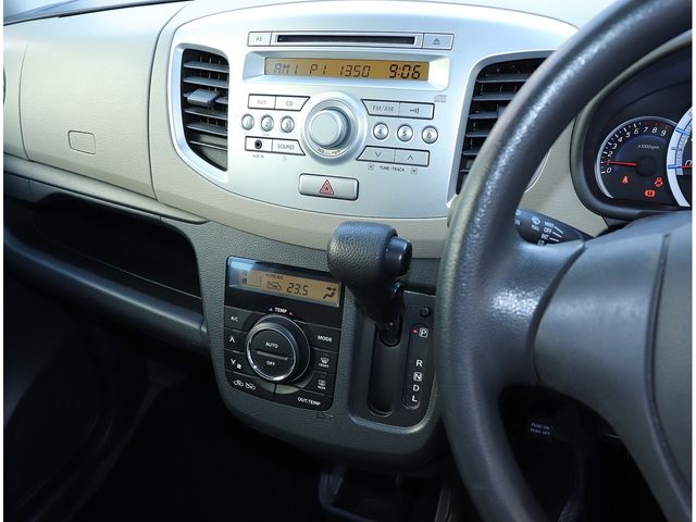 SUZUKI WAGON R 2014 Image 31