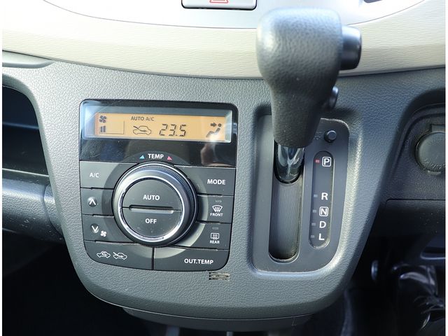 SUZUKI WAGON R 2014 Image 31