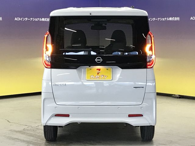 NISSAN ROOX 2023 Image 31