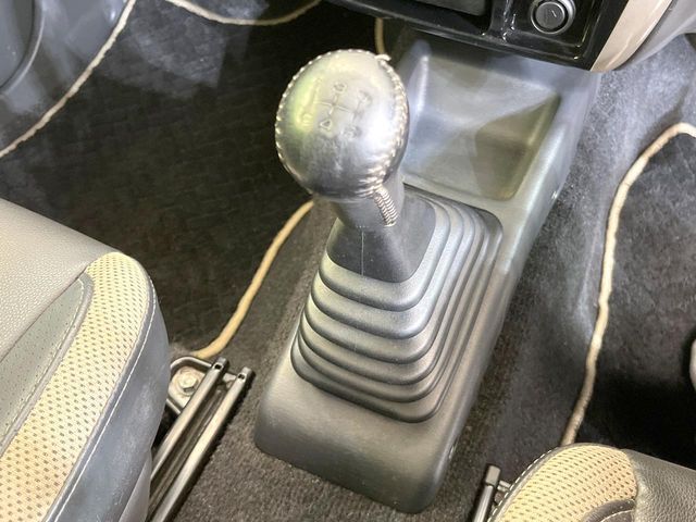 SUZUKI JIMNY 4WD 2016 Image 31