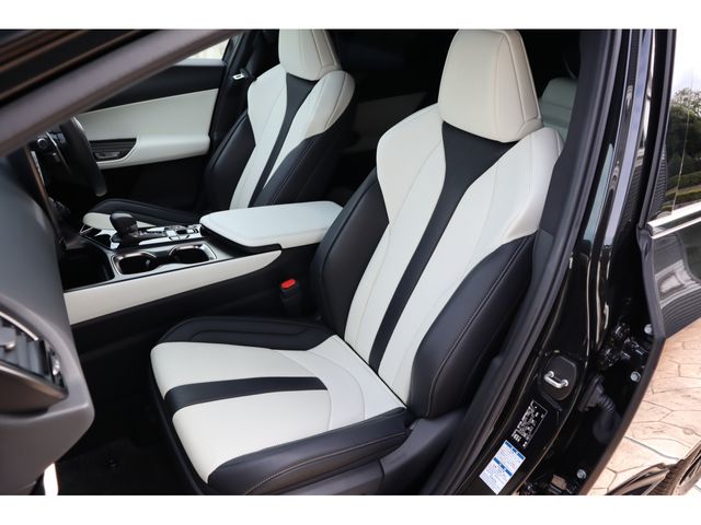 TOYOTA LEXUS NX450H+ AWD 2023 Image 31