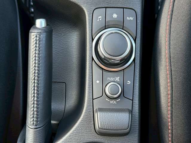 MAZDA DEMIO 2014 Image 31