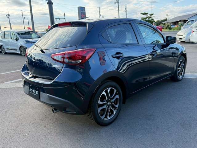 MAZDA DEMIO 2014 Image 31