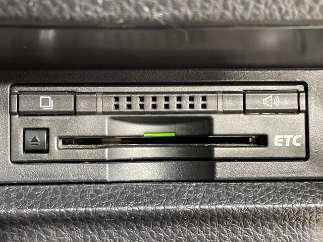 TOYOTA ESQUIRE HYBRID 2015 Image 31