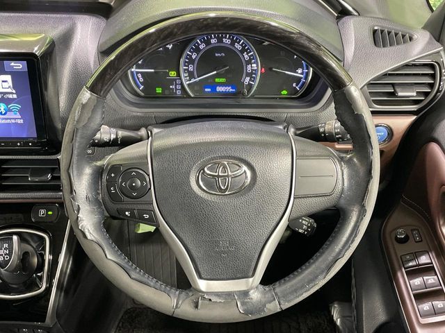 TOYOTA ESQUIRE HYBRID 2015 Image 31