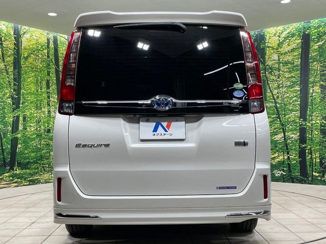 TOYOTA ESQUIRE HYBRID 2015 Image 31