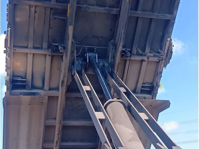 ISUZU GIGA 2016 Image 31