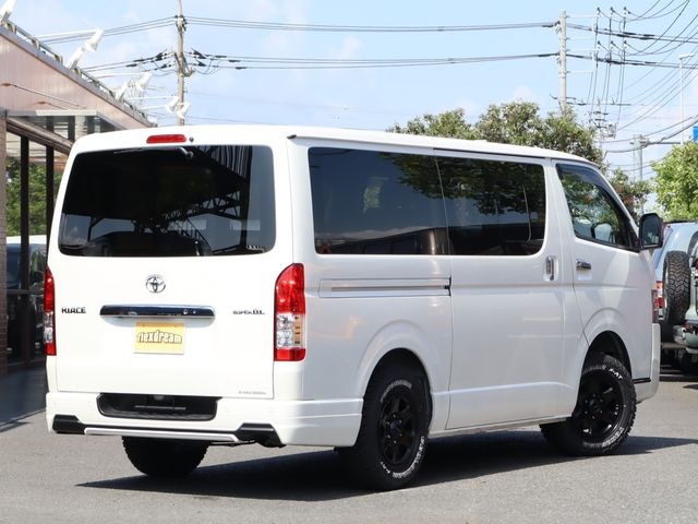 TOYOTA HIACE VAN 4WD 2023 Image 31