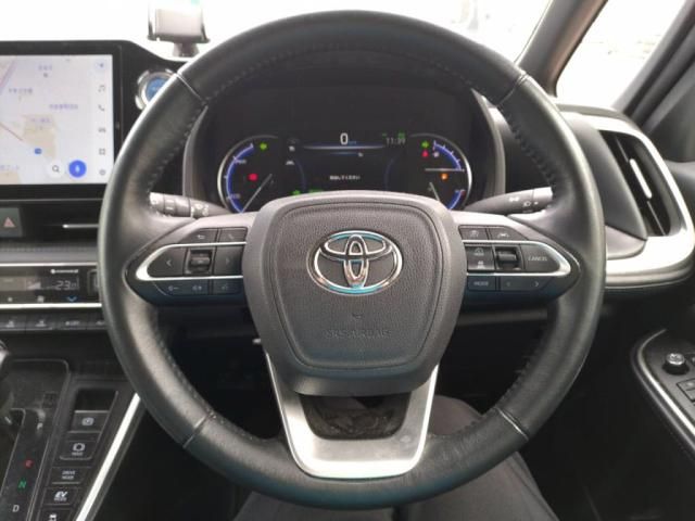 TOYOTA VOXY HYBRID 2022 Image 31