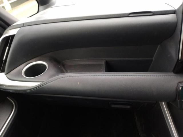 TOYOTA VOXY HYBRID 2022 Image 31