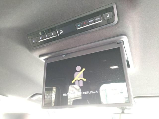 TOYOTA VOXY HYBRID 2022 Image 31