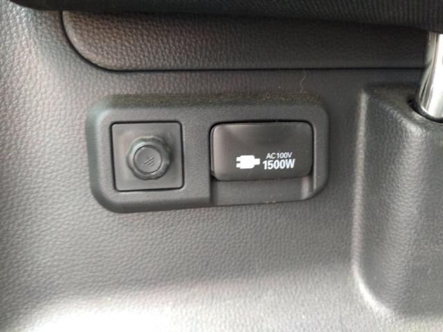 TOYOTA VOXY HYBRID 2022 Image 31