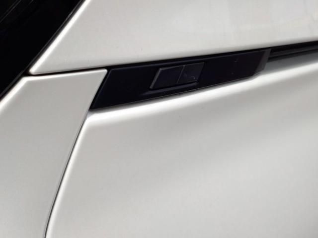 TOYOTA VOXY HYBRID 2022 Image 31