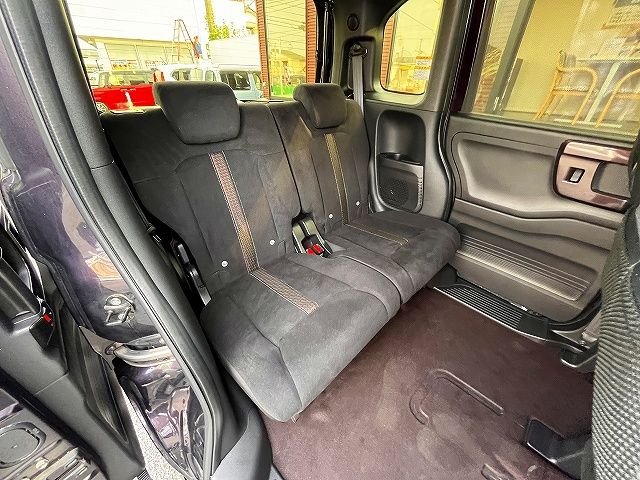 HONDA N BOX CUSTOM 2017 Image 31