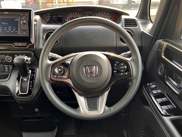 HONDA N BOX CUSTOM 2017 Image 31