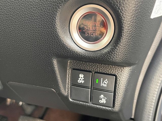 HONDA N BOX CUSTOM 2017 Image 31