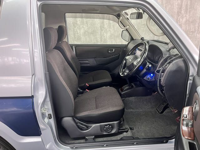 MITSUBISHI PAJERO MINI 4WD 2011 Image 31